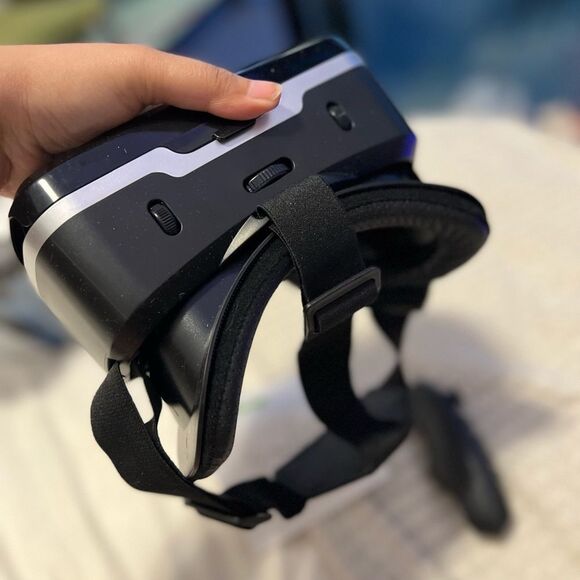 VR headset - Picture 5 of 7